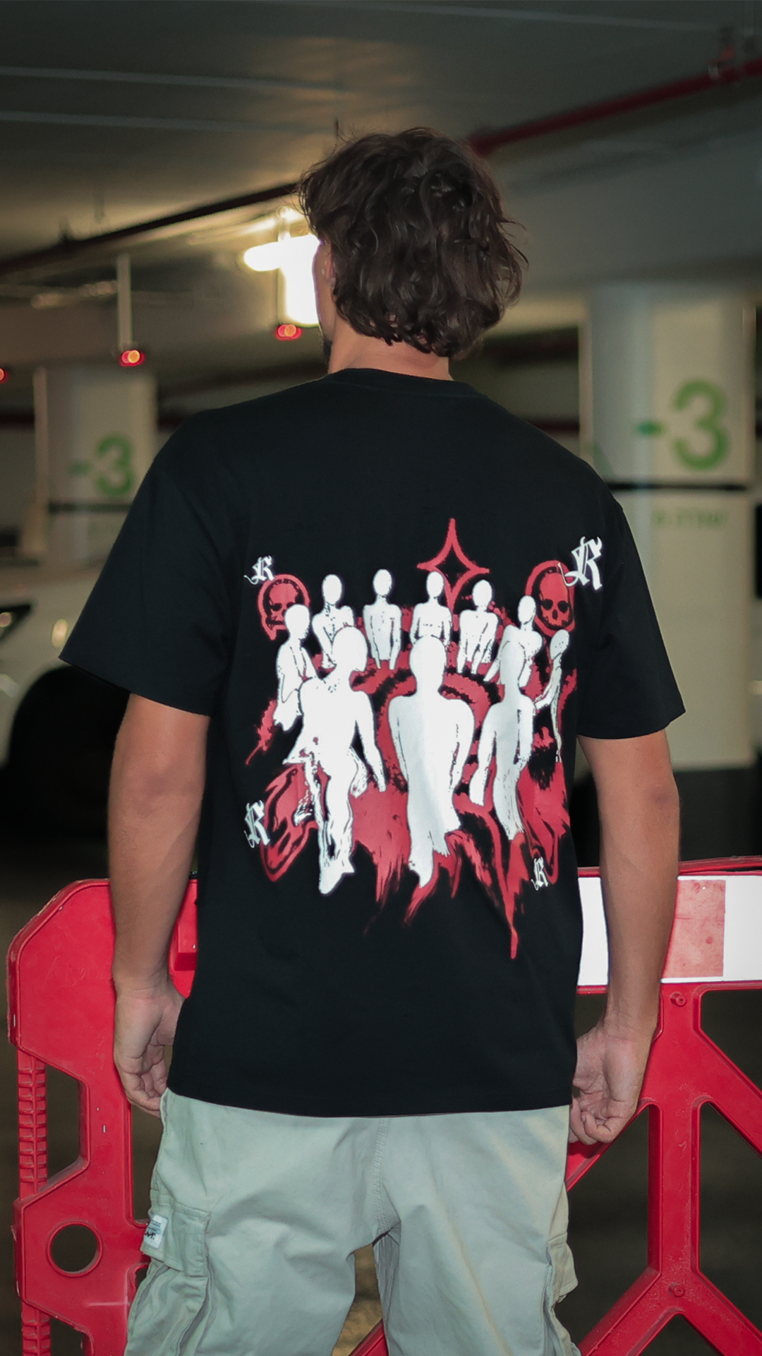 Revival Demons - חולצה שחורה